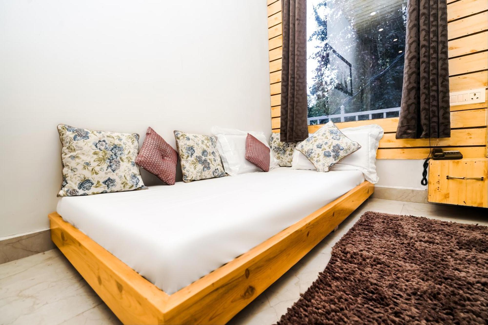 Хостел The Bunksters Mcleodganj, Dharmkot Маклеод-Гандж Екстер'єр фото
