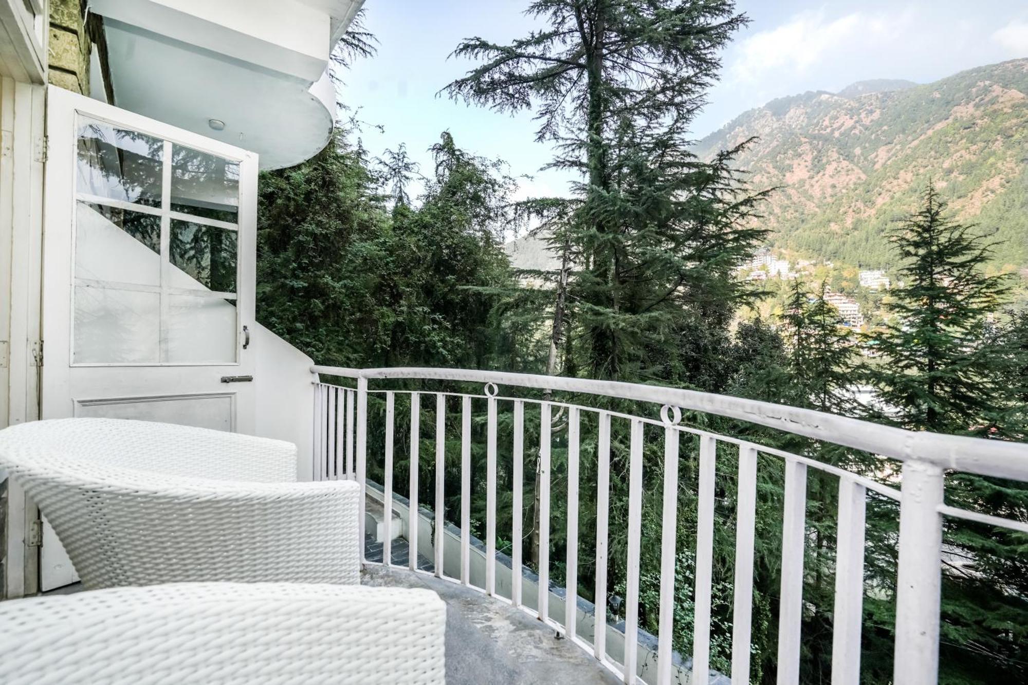 Хостел The Bunksters Mcleodganj, Dharmkot Маклеод-Гандж Екстер'єр фото