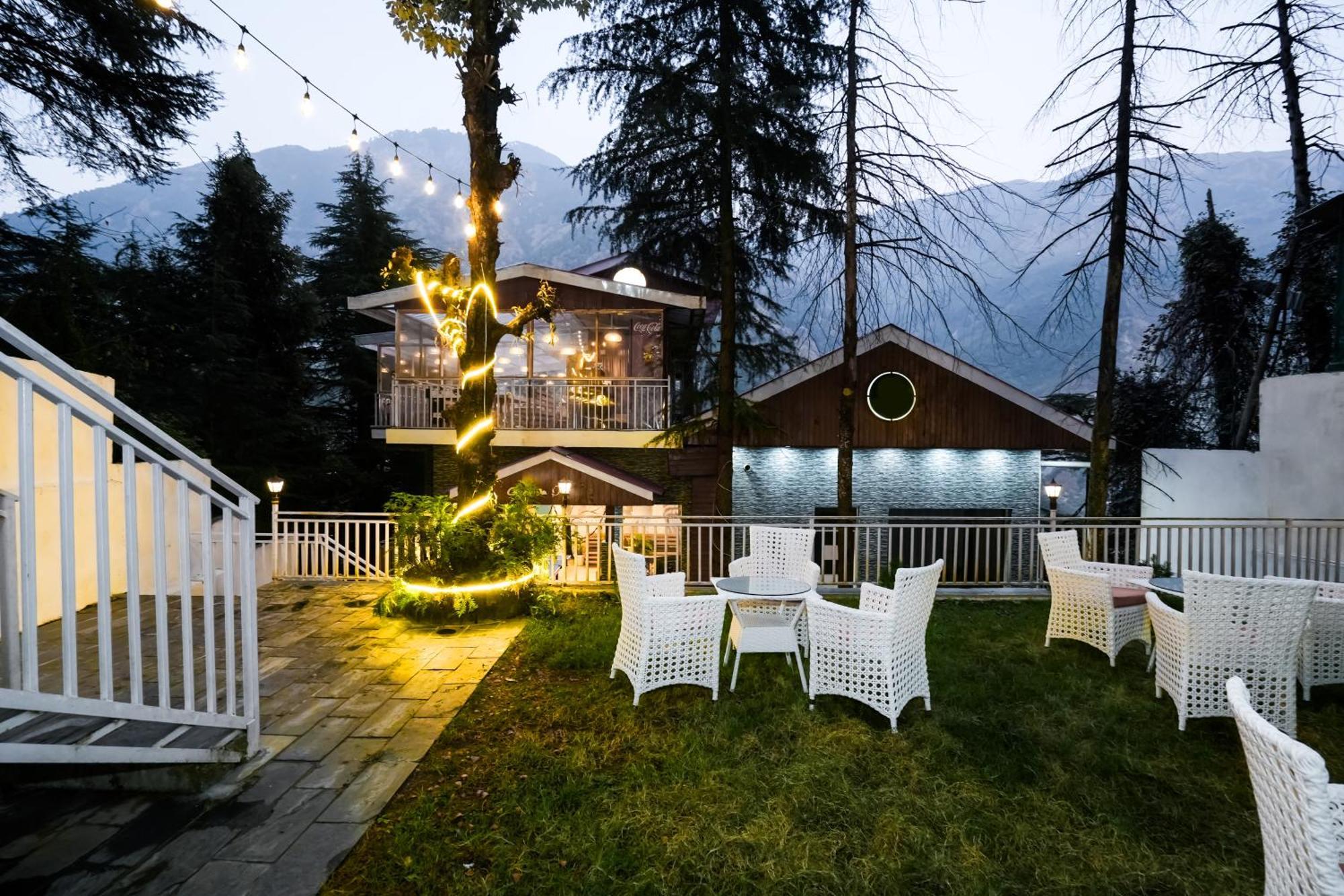 Хостел The Bunksters Mcleodganj, Dharmkot Маклеод-Гандж Екстер'єр фото