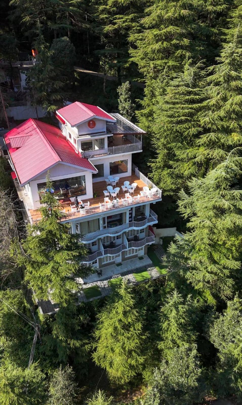 Хостел The Bunksters Mcleodganj, Dharmkot Маклеод-Гандж Екстер'єр фото